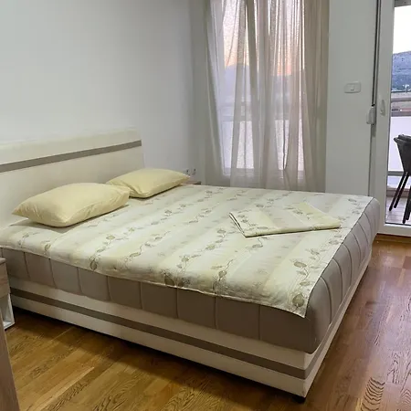 Ria * Podgorica